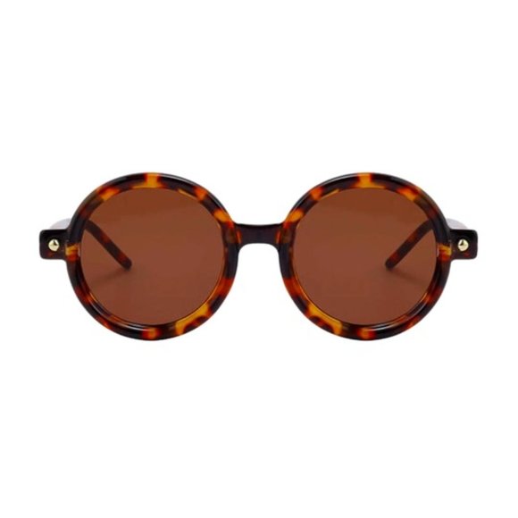 Malibu Retro Round Sunglasses Black Frame Light Grey Tinted Lenses Unisex - Picture 8 of 11